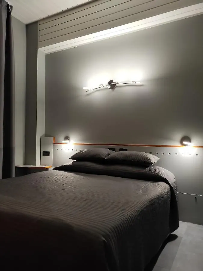 Hotel La Vignetta Milan Italy